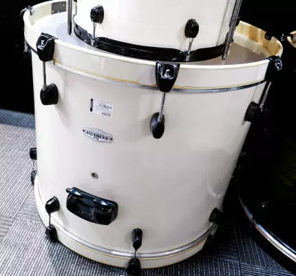 Pearl - FZH 5-Piece Drum Kit 2